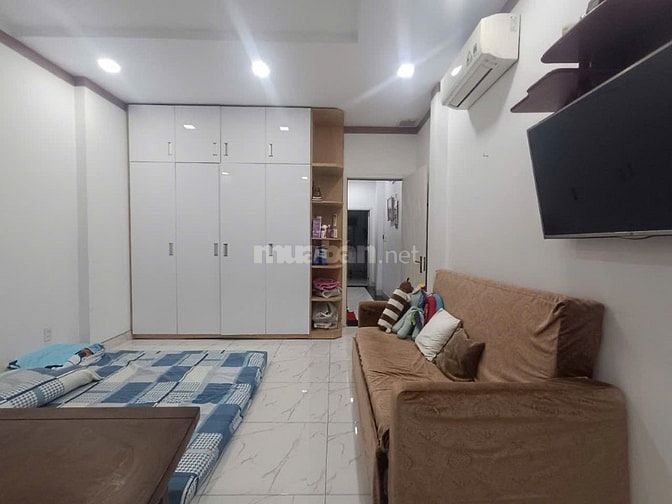 Bán Nhà Mặt Tiền 20m – 3 Tầng – Phạm Thế Hiển P7 Q8 – Sổ Vuông Vức 
