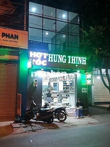 Cần Tuyển thợ Nam hớt tóc nam giỏi; Nữ thợ phụ tóc Nam, cạo mặt.