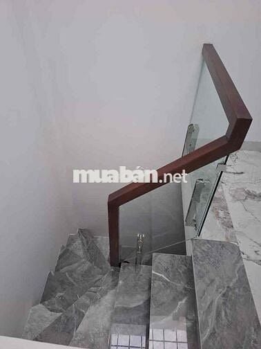 Cực hiếm!Bán nhà Thượng Thanh, Diện tích: 30m² x 6 tầng,hơn 6 tỷ.