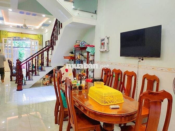 Nguyễn Xí - Ô Tô Đỗ Trong Nhà - 70m2 - 4 Tầng BTCT