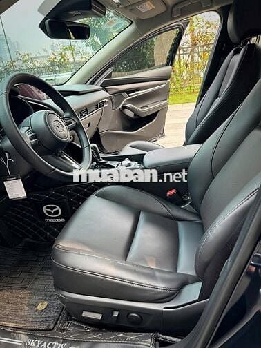 Mazda 3 luxury 2025 số tự động xe đẹp