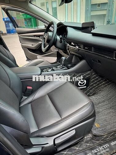 Mazda 3 luxury 2025 số tự động xe đẹp