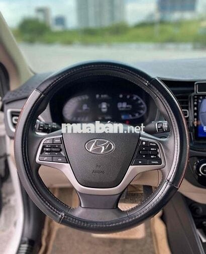 Hyundai Accent 2021 1.4 AT - 16000 km
