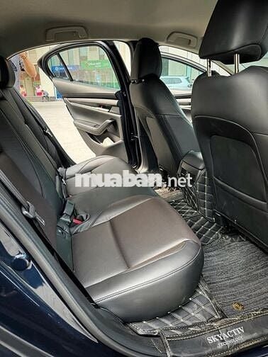 Mazda 3 luxury 2025 số tự động xe đẹp