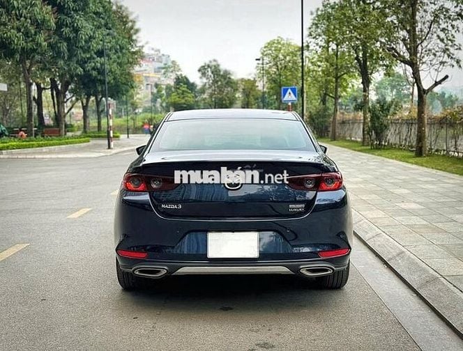 Mazda 3 luxury 2025 số tự động xe đẹp