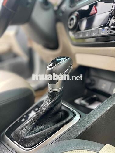 Hyundai Accent 2021 1.4 AT - 16000 km