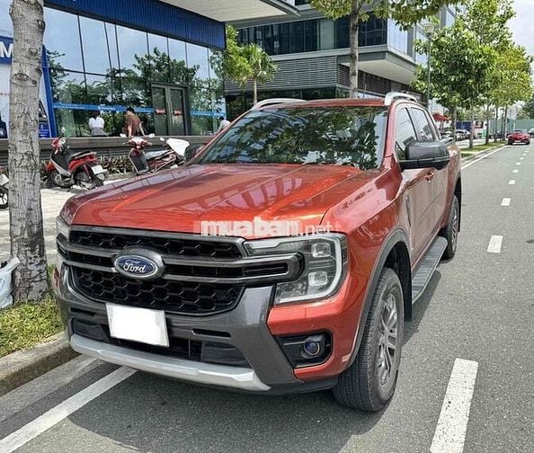Ford Wildtrak 2023 4x4 - 24.000 km - thương lượng