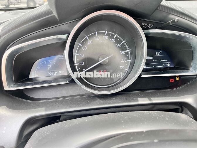Mazda 2 2022 Sport Luxury - 43000 km