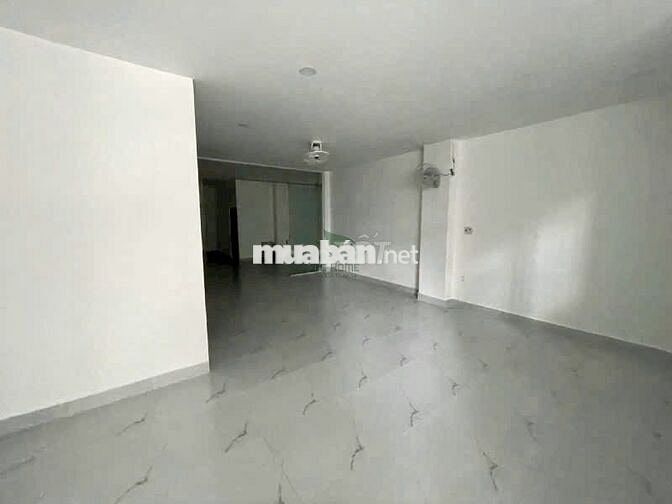 CHO THUÊ NHÀ 4 TẦNG KHU BÀN CỜ TRUNG TÂM GIÁ 60 TRIỆU/THÁNG