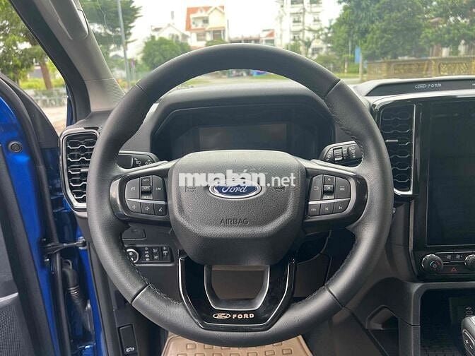 Ford Everest Sport 2023  - hỗ trợ trả góp