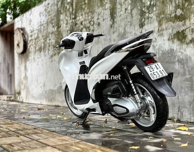 Honda SH 350i 2022
