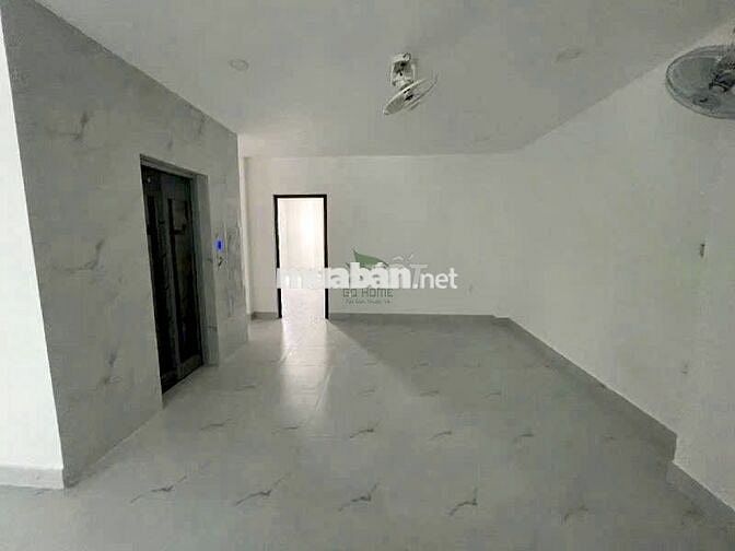 CHO THUÊ NHÀ 4 TẦNG KHU BÀN CỜ TRUNG TÂM GIÁ 60 TRIỆU/THÁNG