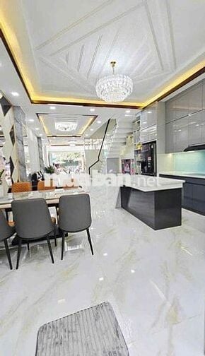 HIẾM KHI CÓ NHÀ GIÁ RẺ NGUYỄN TIỂU LA,P8,QUẬN 10.GIÁ: 7Tỷ350