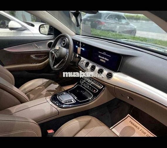 Mercedes Benz E Class 2021 E180 - 60000 km