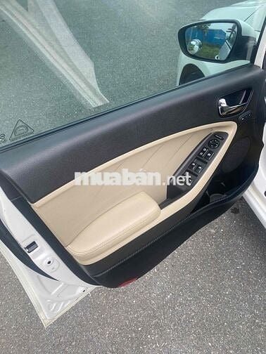 Kia Cerato 2018 1.6 AT. bản full