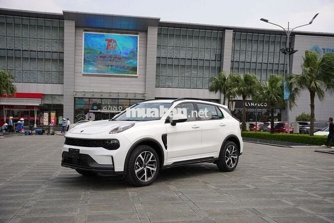 Lynk&Co 01