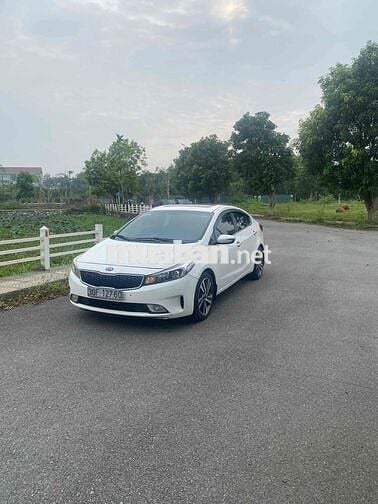 Kia Cerato 2018 1.6 AT. bản full