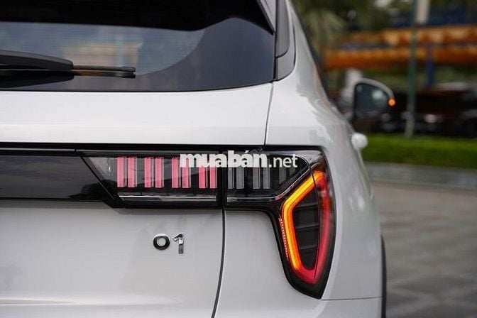 Lynk&Co 01