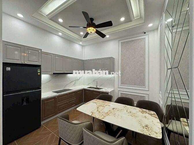 PHONG CÁCH CHÂU ÂU - LÝ PHỤC MAN - QUẬN 7 - DT 72M2 - FULL NỘI THẤT