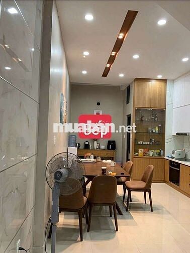 Nhà 704// Hương Lộ 2 4x16 3lầu  6tỷ 980 triệu