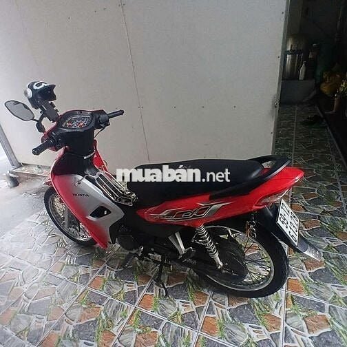 Cần bán chiếc xe như hình giá ko bớt nha ae