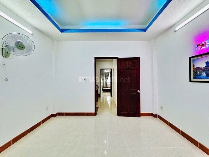Cần bán nhà HXH Ngô Thị Thu Minh, Tân Bình giá 3tỷ090/48,8m2. Sổ riêng