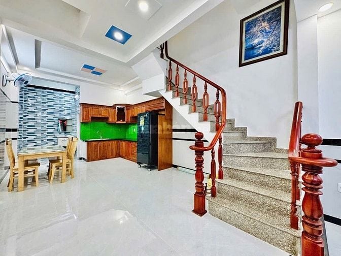 Cần bán nhà HXH Ngô Thị Thu Minh, Tân Bình giá 3tỷ090/48,8m2. Sổ riêng