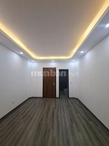 🏠 NHÀ MỚI XÂY – BÁT KHỐI ✨ 5 tầng, full nội thất, chỉ việc xách vali 