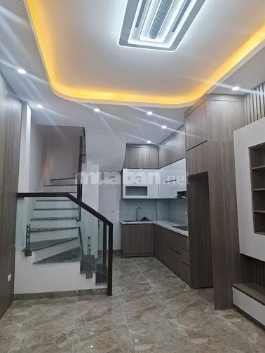 🏠 NHÀ MỚI XÂY – BÁT KHỐI ✨ 5 tầng, full nội thất, chỉ việc xách vali 