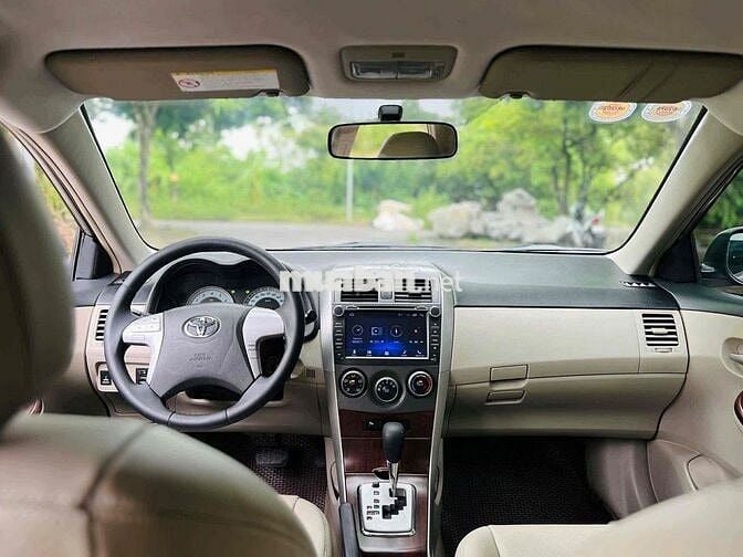 Toyota Corolla Altis 2014 1.8G AT - 15000 km