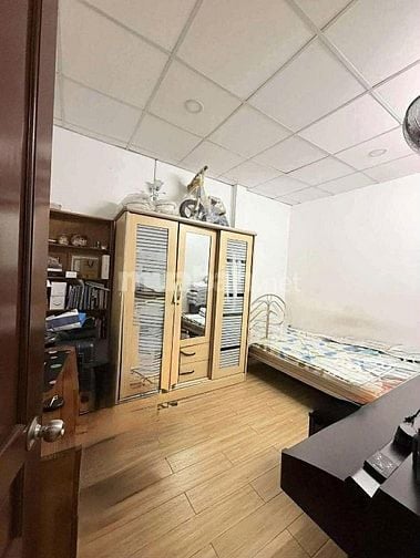cho thuê nhà hẻm 35/ Lê Đình Thám hẻm 5m xe hơi