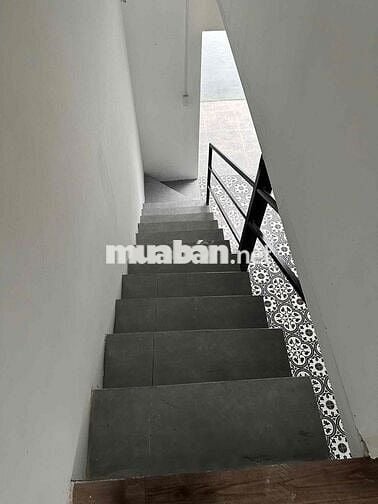 nhà cho thuê nguyên căn, cách đại học văn lang 200m ( gò vấp )