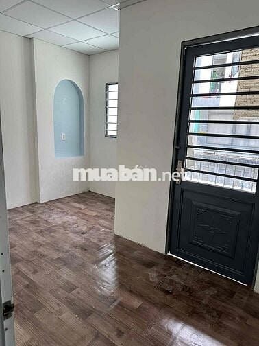 nhà cho thuê nguyên căn, cách đại học văn lang 200m ( gò vấp )