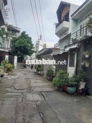 Bán lô đất tặng nhà C4, 4x25m, hẻm 6m, thông ra kênh tham lương, Q12