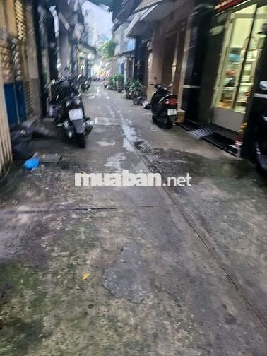 Nhà cho thuê đúc 1 tấm rẻ bèo khu VIP