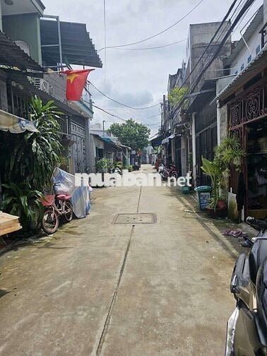 Bán nhà đường số 4 BHHB quan bình tân