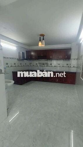 NHÀ 1 TRỆT 1 LỬNG 2 LẦU🫰5 NGỦ.DT 4M×14M..THÔNG 6M
