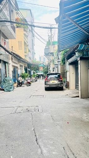 CHÍNH CHỦ - QUẬN 10 - 4 TẦNG 6PN - NGANG 6.5m x 11m - NGỘP 6 TỶ