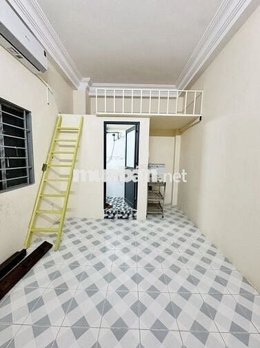Phan Đăng Lưu - HXT - 4 Tầng - 216m2 SD - Cho Thuê 45tr/tháng