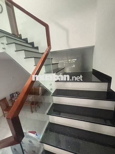 NHÀ MT ĐA MẶN 2 -3 TẦNG MỚI XÂY GIÁ RẺ