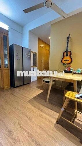 Cần bán căn hộ chung cư 2PN C17 Bộ Công An - Ngọc Thuỵ giá hơn 4tỷ