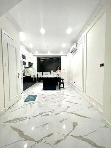 Lô góc đường Hoàng Mai thông ngõ Gốc Đề, Full nội thất 40m2 *5T