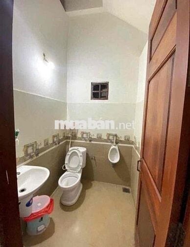 cho thuê nhà mặt tiền Khu Metro