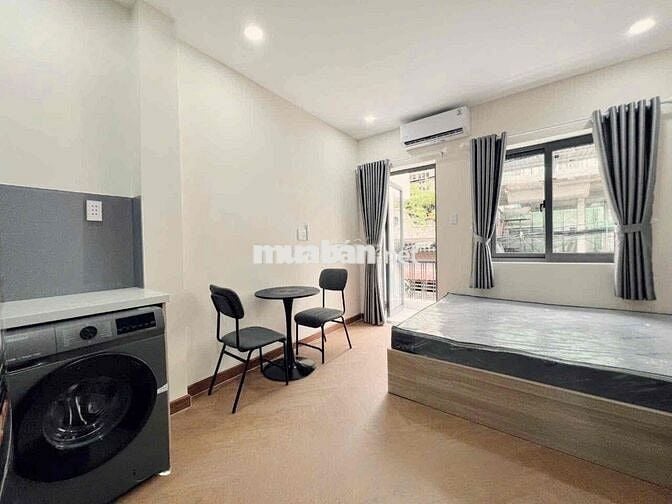 CHO THUÊ CĂN HỘ CÓ BAN CÔNG – TÁCH BẾP, FULL NỘI THẤT NGAY TRUNG TÂM T