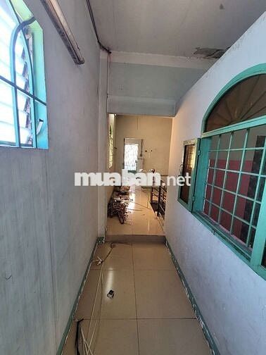 NHÀ CHỦ ĐANG SỬA CHỮA LẠI KHÁCH  NHẬN NHÀ MỚI XE TẢI GIÁP TÂN BÌNH