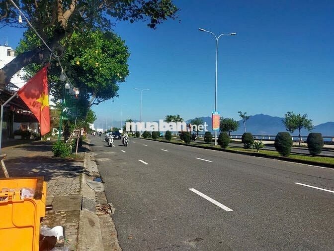 Bán View Biển Nguyễn Tất Thành