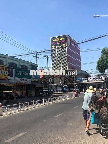Nhà cho thuê mặt tiền đường Nguyễn sơn 6x22m 1L