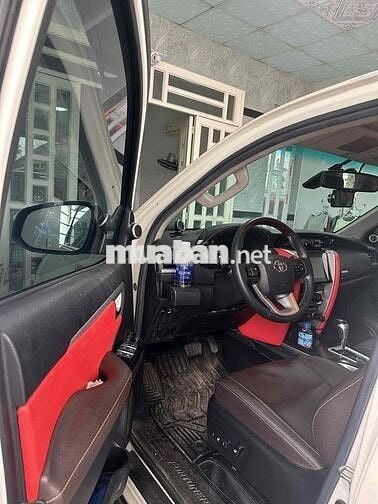 Toyota Fortuner 2018 - 50000 km