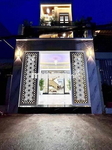 NHÀ ĐẸP QUẬN 7  GẦN PHÚ MỸ HƯNG| DIỆN TÍCH: 4x15M.