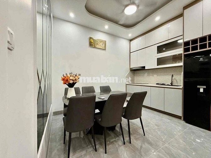 Siêu phẩm Xã Đàn, 5m ra phố, nội thất VIP, 2 thoáng 38 m2, 4T, mt 4,1